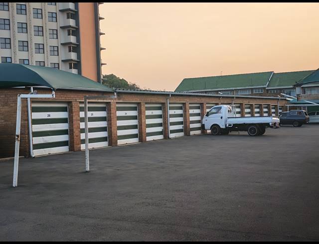2 BEDROOM SECTIONAL TITLE FOR SALE IN RHODESFIELD